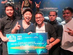Sandhy Sondoro Juara Pertama Hard Rock Rising 2013, Mewakili Indonesia Menuju London