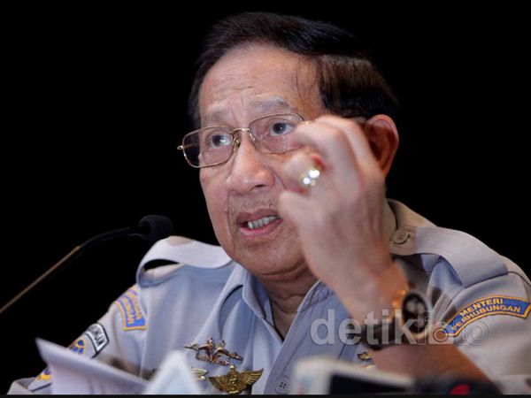 Jumpa Pers Menhub Soal Lion Air