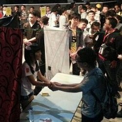Hebohnya Acara Handshake JKT48