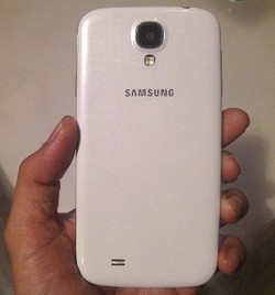 Kebanyakan Pakai Plastik, Samsung Ketar-ketir?