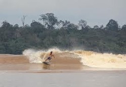 Wisatawan Asing Pilih Malaysia Ketimbang RI, Ini Penjelasan Menteri PDT 