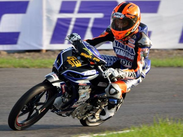 Sigit Jadi Yang Tercepat di KYT Indoprix