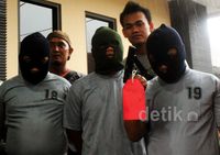 Spesialis Perampok Nasabah Bank Ditembak