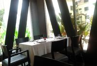 Mencicipi Makan Siang  Gaya Singapura di Wild Rocket