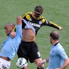 Mancini Bicara Soal Penalti & Injakan Aguero Pada Luiz