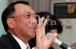 Jero: Harga Bensin Premium Untuk Mobil Plat Hitam Rp 6.500-Rp 7.000/Liter