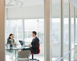 Etika yang Harus Dijaga Ketika Rapat di Kantor 