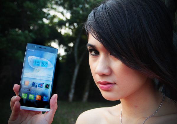 Si Seksi OPPO Find 5