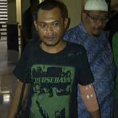 Korlap Aksi Bonek Pro Persebaya 1927 Dibacok Orang Tak Dikenal