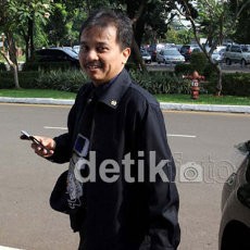 Menpora Minta Aparat Usut Tuntas Kasus Pembacokan Korlap Bonek