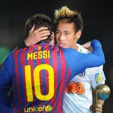 Neymar Bisa Kurangi Ketergantungan Barca Terhadap Messi