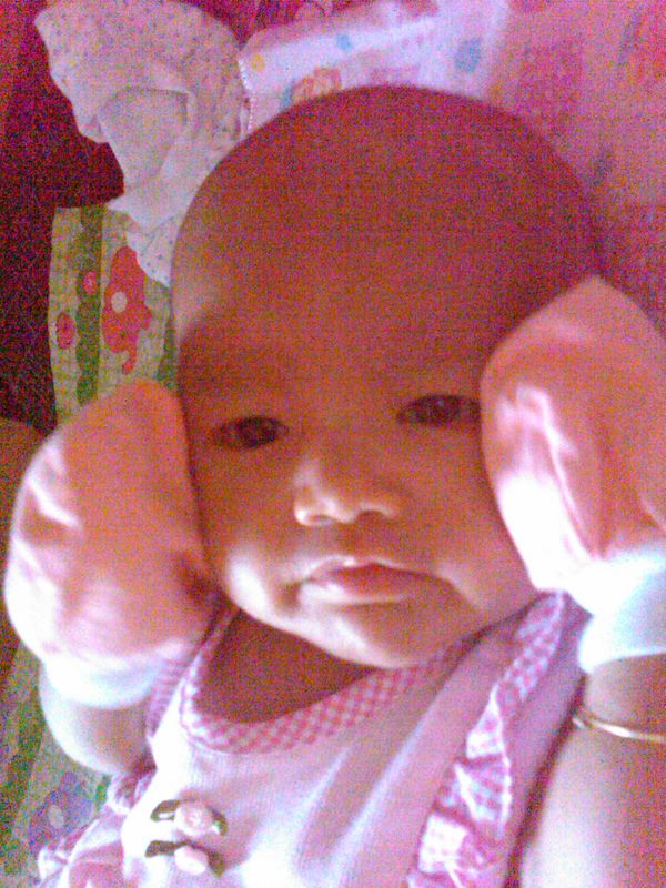 Qaireena Agneta Kean, 8 Bulan, Perempuan