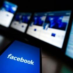 Mantan Petinggi Apple Maps Perkuat Facebook