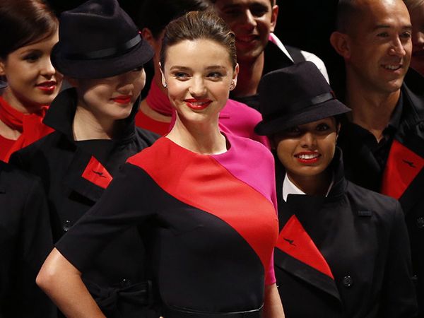 Si Cantik Miranda Kerr Jadi Pramugari