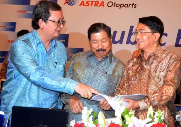 Astra Otoparts Gelar RUPS