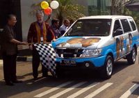 Isuzu Sumbang Dua Mobil untuk UNICEF