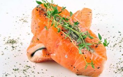 Agar Lemak Tak Menumpuk di Perut, Seringlah Makan Ikan Salmon