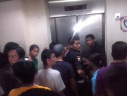 30 Menit Tercekik Lift, Yanto Masih Dirawat Intensif di RS Husada