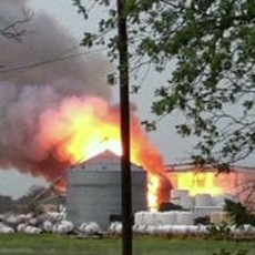 Ledakan Mirip Bom Terjadi di Pabrik Pupuk Texas, Puluhan Orang Luka-luka
