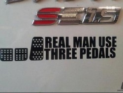 Pria Sejati Pakai Tiga Pedal, Pria Kaya Pakai Dua Pedal