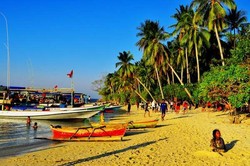 Sunset Tercantik di Karimunjawa Ada di Pantai Ini