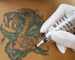 Tittooing, Metode Kecantikan Tato Puting yang Digemari Wanita di Inggris