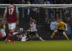 Laju MU Tertahan di Upton Park