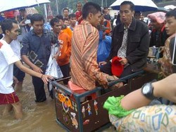  Jokowi: Penanganan Banjir Masih Proses Lelang