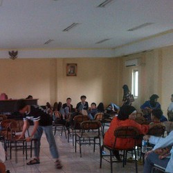 Orangtua 53 Siswa yang Membajak Bus Datangi Polsek Tanjung Duren