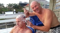 Mengapung 27 Jam di Laut Mentawai, Peselancar Ditemukan Selamat