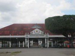 Kerajaan & Kesultanan di Indonesia, Benteng Terakhir Budaya Bangsa