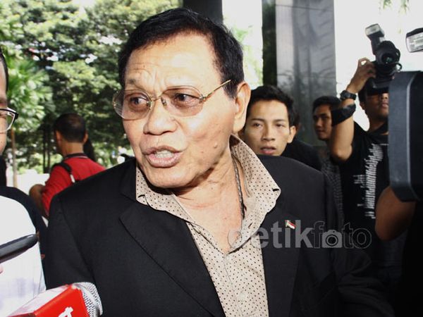 Eks Danpuspom Puspol ABRI Besuk Luthfi Hasan