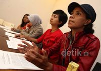 Marak Pemerkosaan, Buruh Perempuan Diminta Siaga Bambu