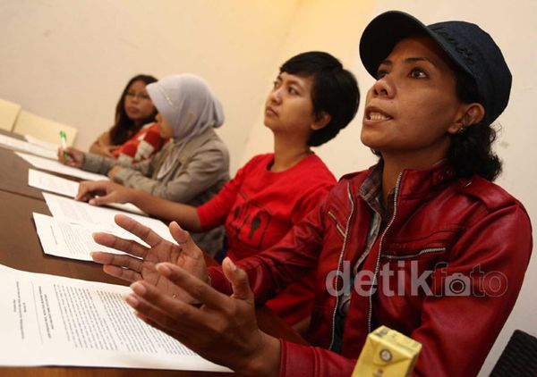 Marak Pemerkosaan, Buruh Perempuan Diminta Siaga Bambu