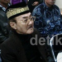 Soal Tuduhan Kerap Bajak Istri Orang, Apa Kata Eyang Subur?