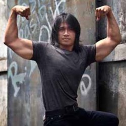 5 Seleb Pria Indonesia Bertubuh Kekar