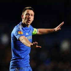 Terry Terima Kebijakan Rotasi Benitez