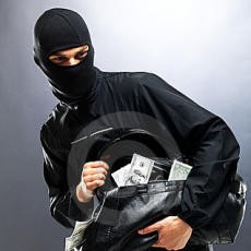 Ratusan Suporter Rampok Klub dan Intimidasi Pemain