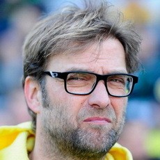 Dikaitkan dengan Madrid, Klopp Akan Bertahan di Dortmund