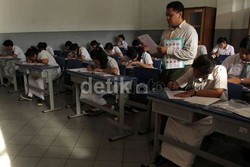 Ujian Nasional Kacau, Komisi X Panggil Mendikbud Pekan Depan
