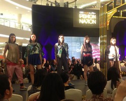  Floral Dress Hingga Busana Monokrom Warnai Fashion Nation Senayan City