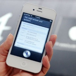 Apple Simpan Data Siri Selama 2 Tahun