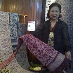 Budaya Menggendong Anak yang Mulai Luntur