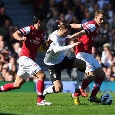 Diwarnai Dua Kartu Merah, Arsenal Menang Tipis atas Fulham