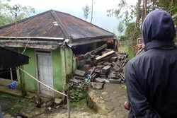 Tak Ditemukan Gas Beracun di Radius 1 Km, Akses Jalan Gunung Dieng Dibuka