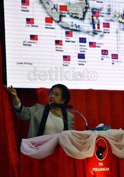 Ribet Urus Daftar Caleg, Mega Batal Hadiri Kartinian di Ciracas