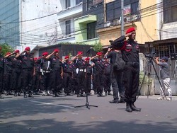 Walikota Jakpus Gantikan Jokowi Resmikan Sekretariat Satgas Cakra Buana PDIP