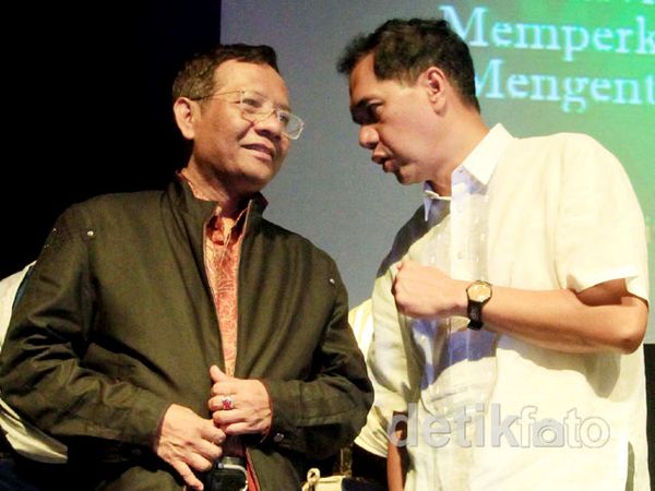 Gita - Mahfud MD Kompak di Harlah Ansor