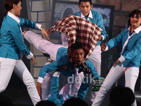 Aksi Gokil Para Dancer