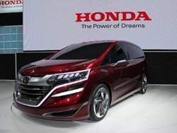 Ini Dia Penantang Alphard dari Honda